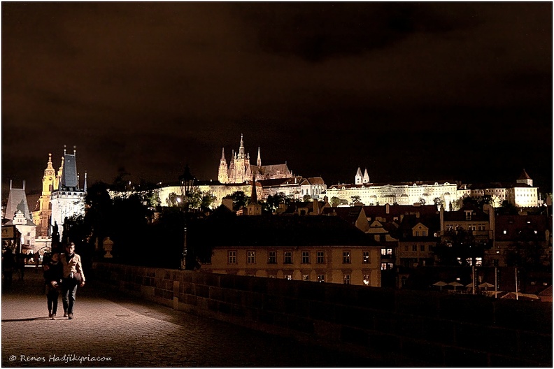 Prager Burg bei Nacht